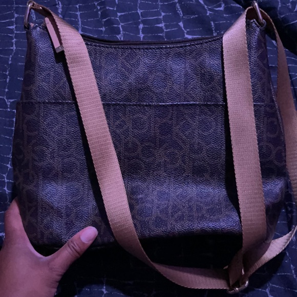 Calvin Klein Tote - Picture 2 of 4